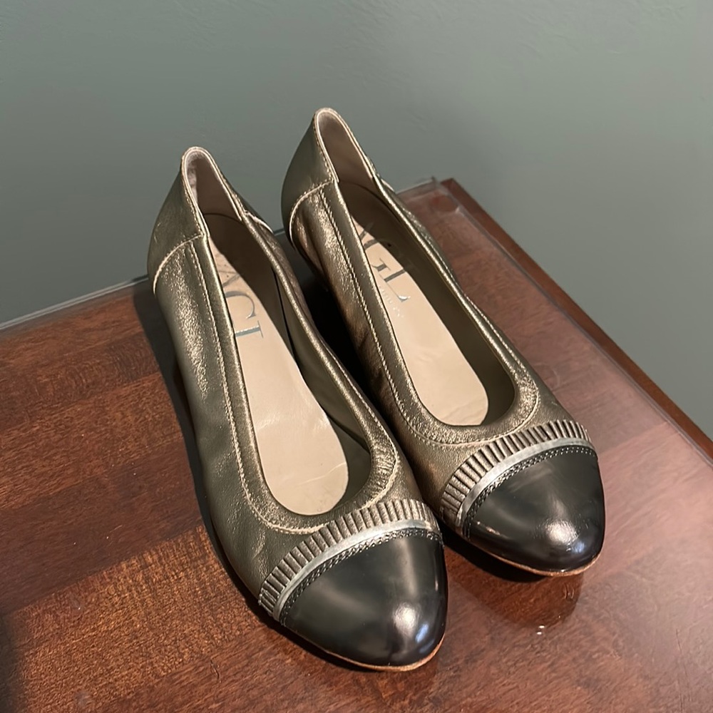 AGL round toe flat